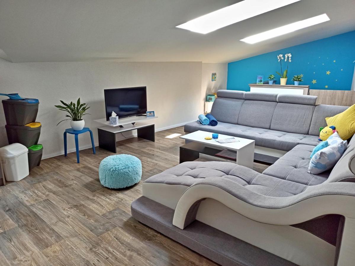 Shiny Star Apartman Spišská Nová Ves Exterior foto
